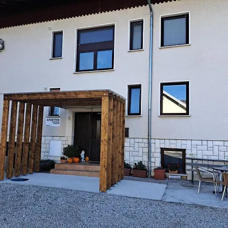 Bukor With Seasonal Pool Apartment *