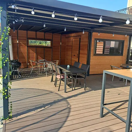 Apartma Bukor With Seasonal Pool