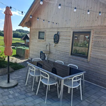 Apartma Bukor With Seasonal Pool