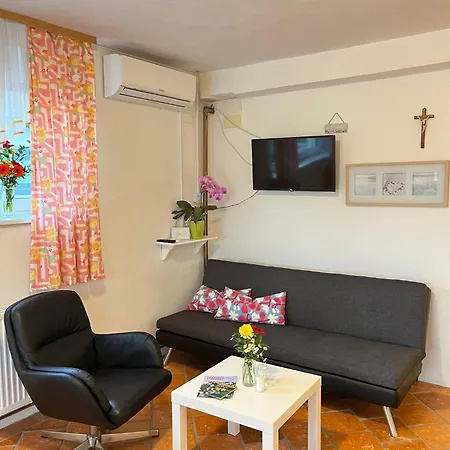 Bukor With Seasonal Pool