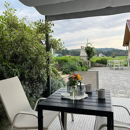 Apartamento Bukor With Seasonal Pool *