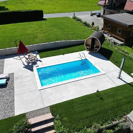 Bukor With Seasonal Pool Apartment