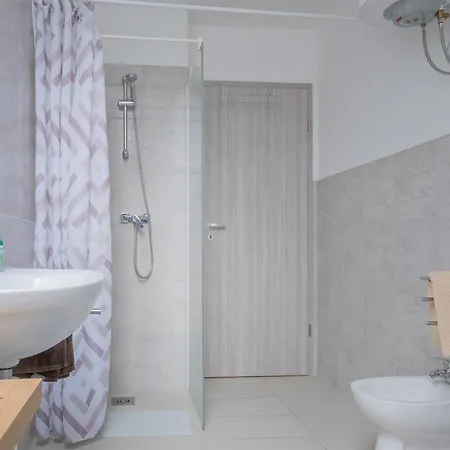 Bukor With Seasonal Pool شقة Lukovica pri Domžalah