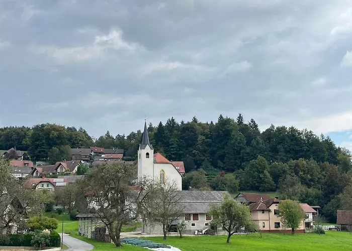 Bukor With Seasonal Pool * Lukovica pri Domžalah