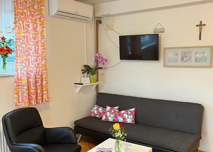 Bukor With Seasonal Pool