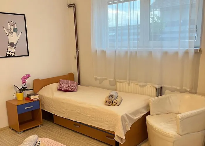 Bukor With Seasonal Pool Apartamento Lukovica pri Domzalah