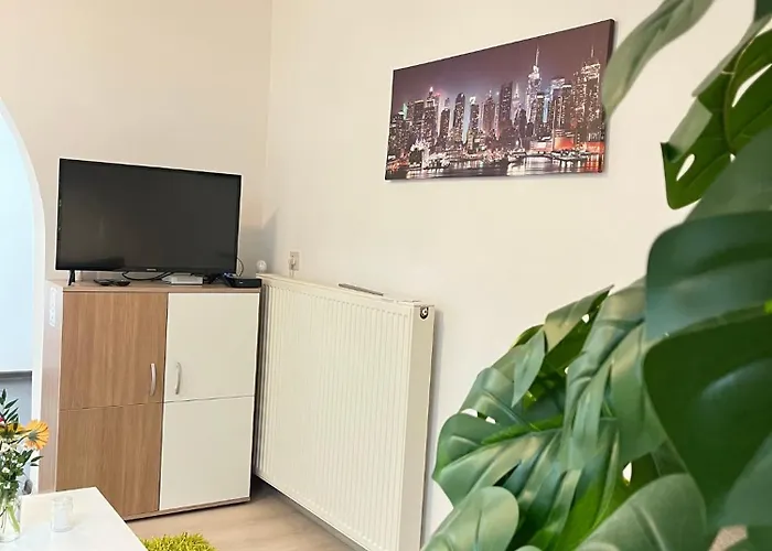 Bukor With Seasonal Pool Apartamento