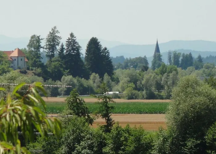 Bukor With Seasonal Pool Apartamento